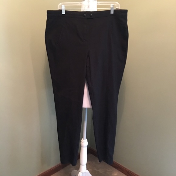 Style & Co Pants - Black snap zippered dress pants size 16 Style & Co Pants - Black snap zippered dress pants size 16